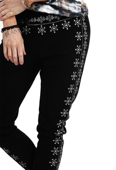 3/4 Embroidered Pants