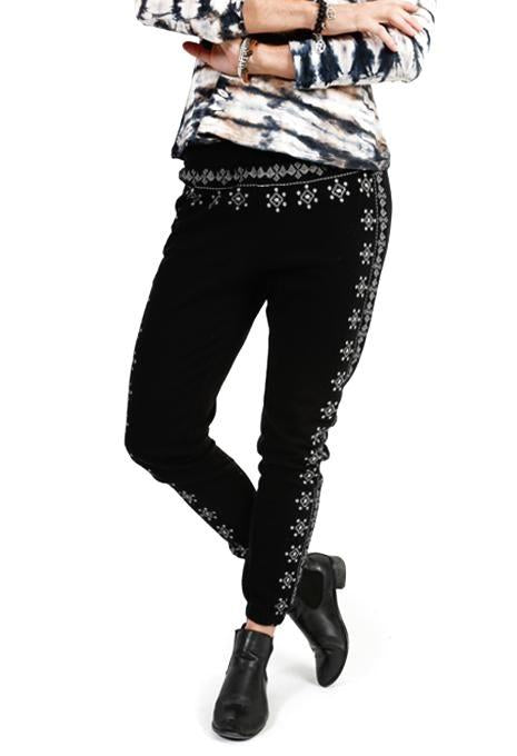 3/4 Embroidered Pants